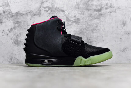 Air Yeezy 2 NRG ‘Solar Red’ crossreps