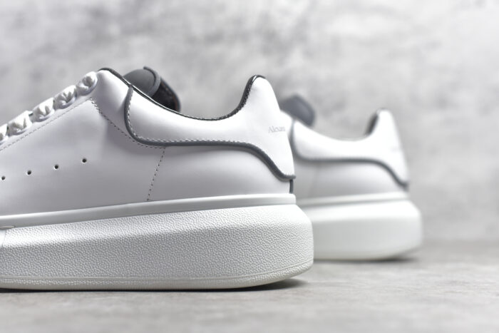 Alexander McQueen Sneakers 3 crossreps