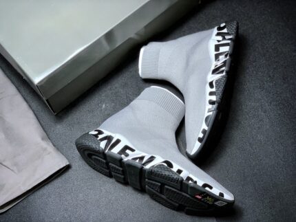 Balenciaga GRAFFITI SPEED SNEAKER crossreps