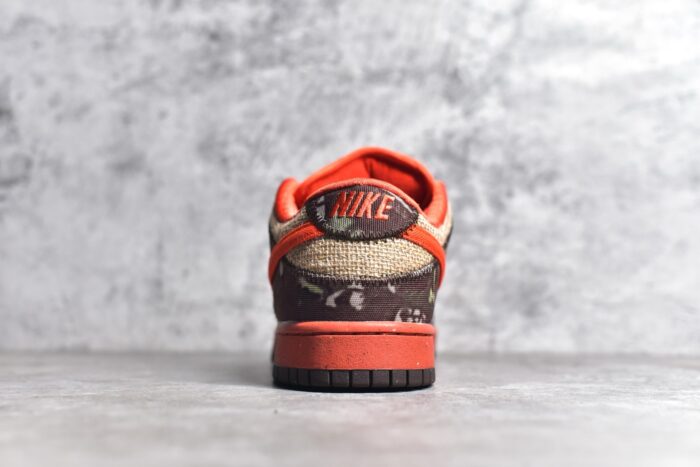 NK SB Dunk Low Reese Forbes Hunter 304292-281 crossreps