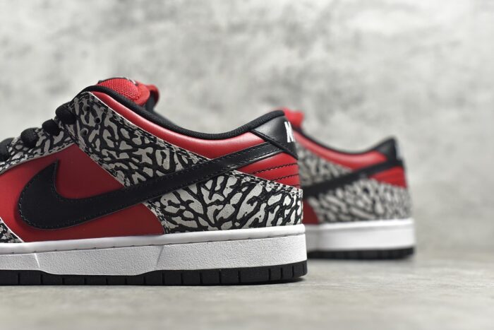 Dunk SB Low Supreme Red Cement (2012) 313170-600 crossreps