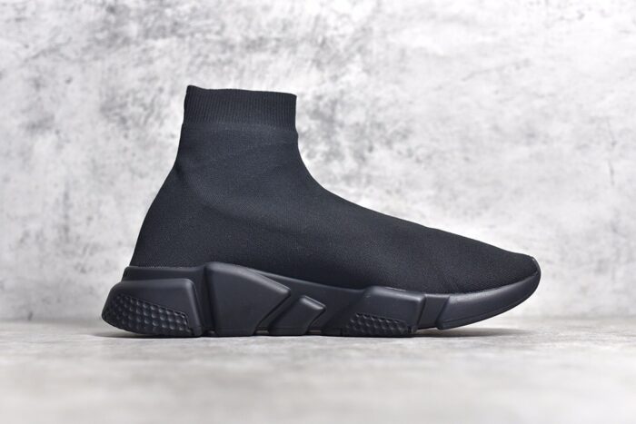 Balenciaga Speed Sneaker Black White crossreps