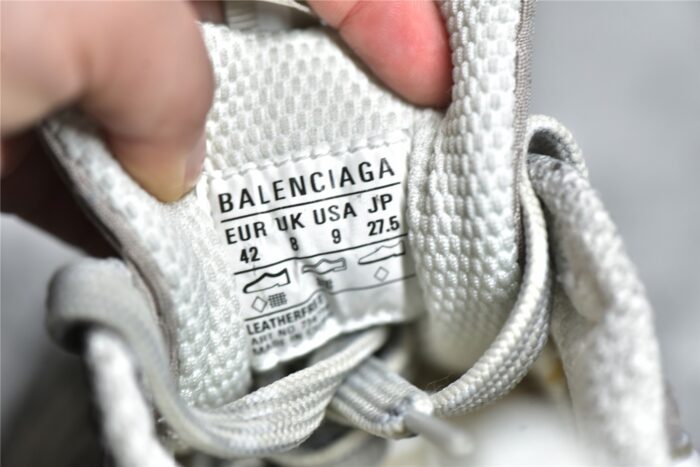 Balenciaga 3XL Trainers In Off White crossreps