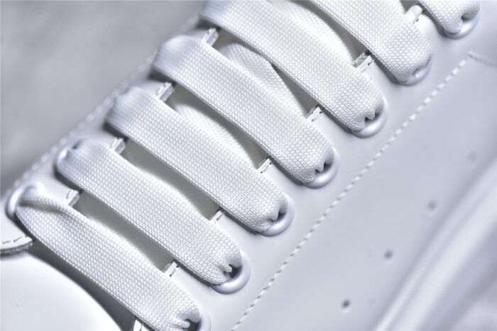 Alexander McQueen Oversized Sneaker WhiteGreen crossreps