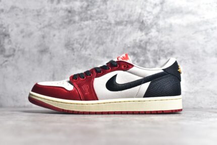 Air Jordan 1 Low Trophy Room Crossreps