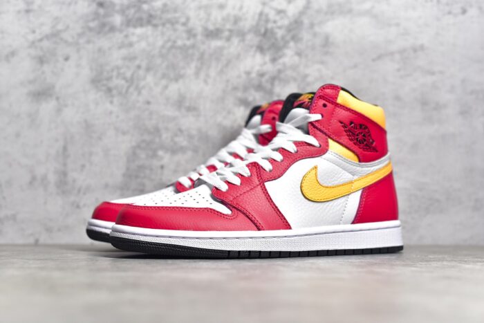 The Air Jordan 1 Light Fusion Red features a premium white leather upper with fusion red accents, iconic Swoosh branding, and Air Jordan wings logo on the heel. With a cushioned midsole and durable rubber outsole, it offers comfort and traction for everyday wear. Bold and energetic, it's a must-have addition to any sneaker collection Crossreps