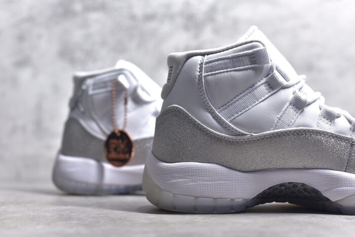 Jordan 11 Retro AJ11-WMNS Metallic Silver Crossreps