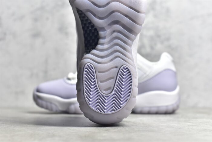 Jordan 11 Retro Low Pure Violet Crossreps