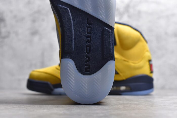 Jordan 5 Retro AJ5-Michigan Crossreps