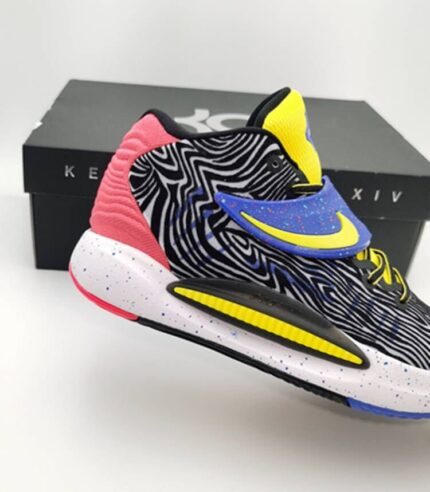 The Nike KD 14 x Pop Art features a lightweight mesh and synthetic upper with a vibrant Pop Art colorway. Offers full-length Zoom Air unit, padded collar, and durable rubber outsole. Ideal for dynamic play and everyday wear. NIKE KD 14 x POP ART crossreps