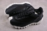 Moncler Trailgrip GTX Sneakers in Black crossreps