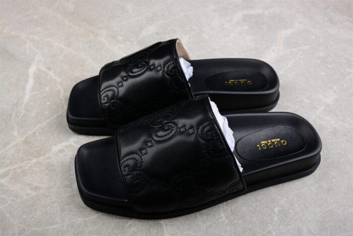 Gucci Black Leather Slide Sandals with Embossed Logo crossreps