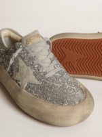 Space-Star shoes in silver glitter with ice-gray suede star and heel tab crossreps