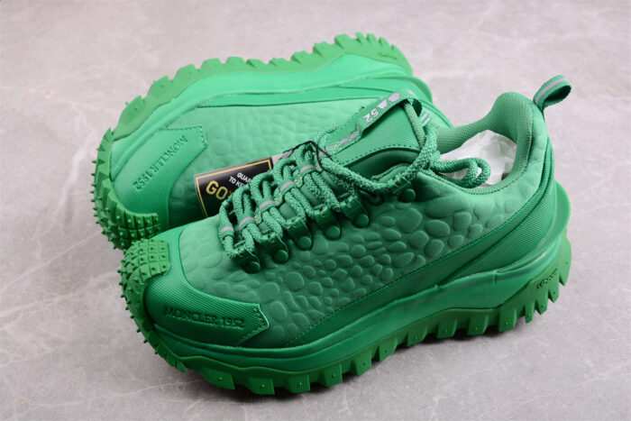 Moncler 1952 Trailgrip Sneakers in Green crossreps