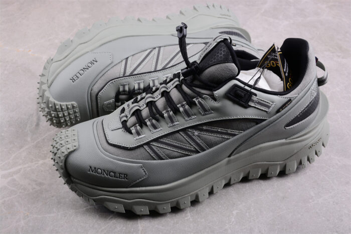 Moncler Trailgrip GTX Sneakers in Grey crossreps