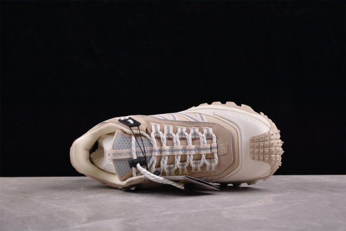 Moncler Trailgrip GTX Sneakers in Beige crossreps