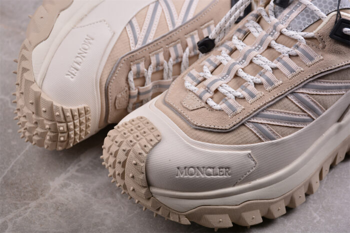 Moncler Trailgrip GTX Sneakers in Beige crossreps