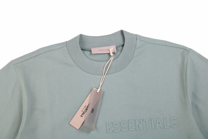 Essential Silicone Small Logo T-Shirt crossreps