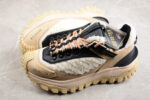 Moncler Trailgrip GTX - Beige and Black crossreps