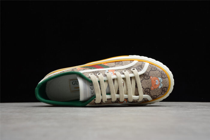 Gucci GG Bear Print Sneaker crossreps