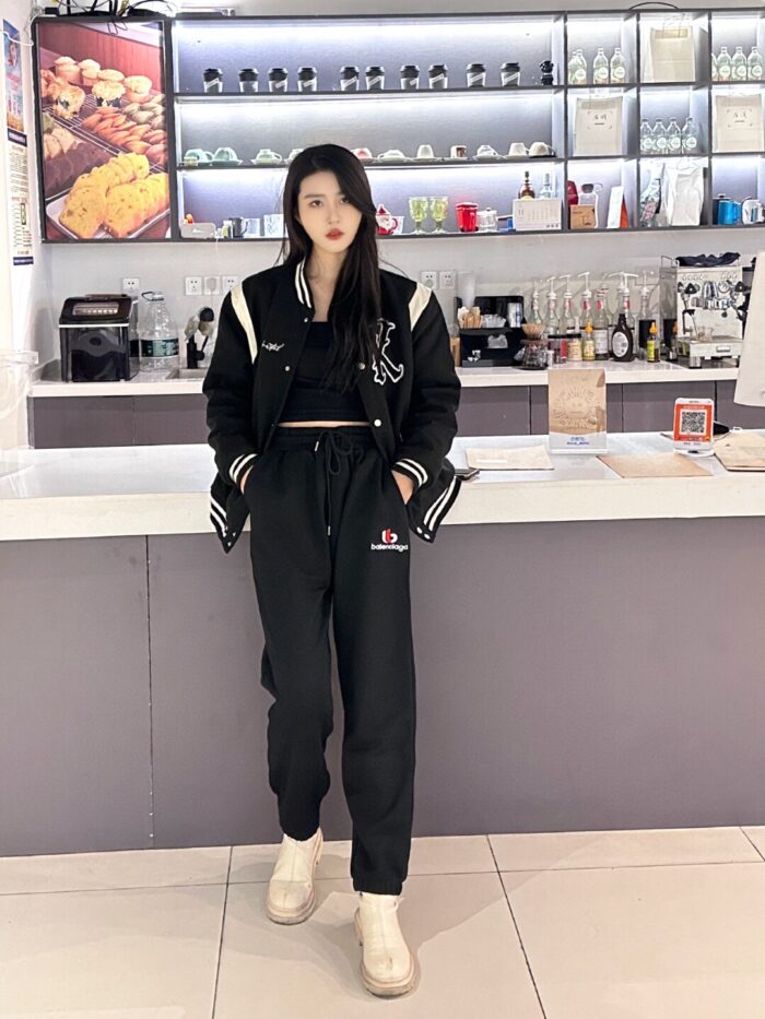 23FW Buckle Embroidery Logo Pants crossreps