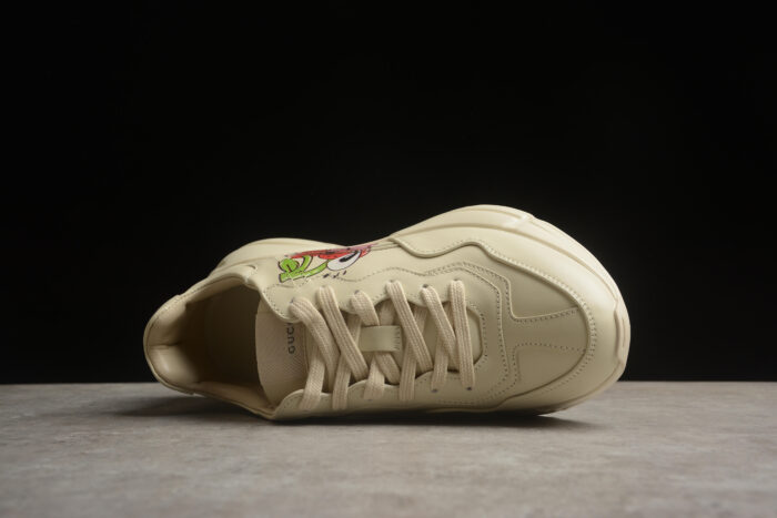 Gucci Rhyton Sneakers - Beige crossreps