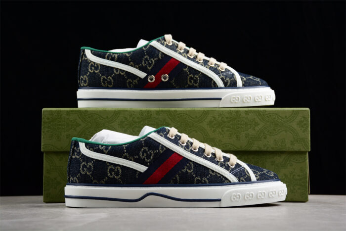 Gucci Tennis 1977 Sneakers - Navy and Red crossreps