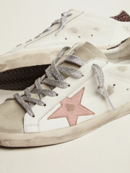 Super-Star sneakers with brown glitter heel tab and pink crackled leather star crossreps