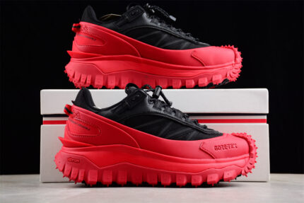 Moncler Trailgrip GTX - Black and Red crossreps