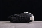 Moncler Trailgrip GTX Sneakers in Black crossreps