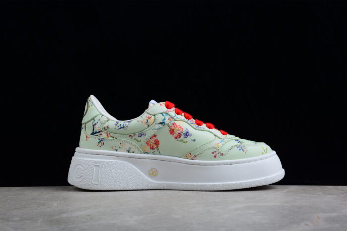 Gucci Floral Script Logo Sneaker crossreps