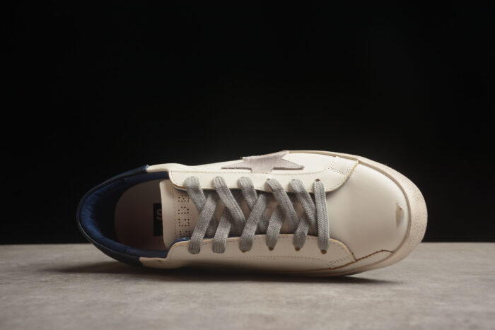 Golden Goose Distressed White Leather Sneakers with Blue Heel Tab crossreps