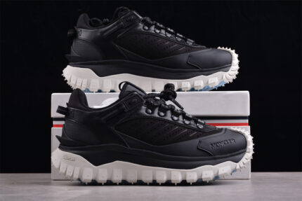 Moncler Trailgrip GTX Sneakers in Black crossreps