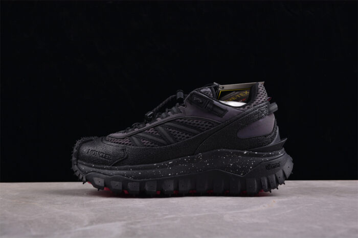 Moncler Trailgrip GTX Sneakers in Black crossreps