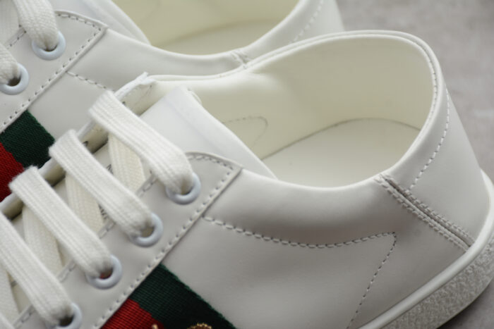 Gucci Ace Leather Sneaker with Green and Red Web crossreps