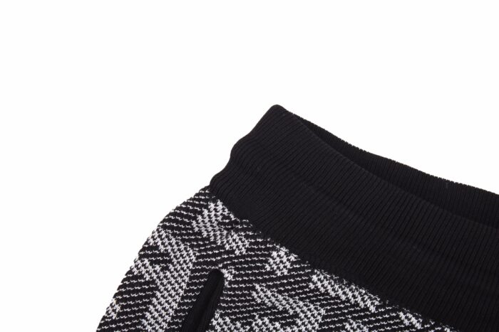 Ghost Line Double F Logo Knit Short crossreps