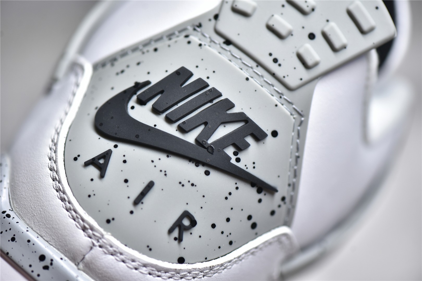 Jordan 4 Retro White Cement