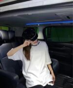 24ss Neckline Graffiti Logo T-Shirt