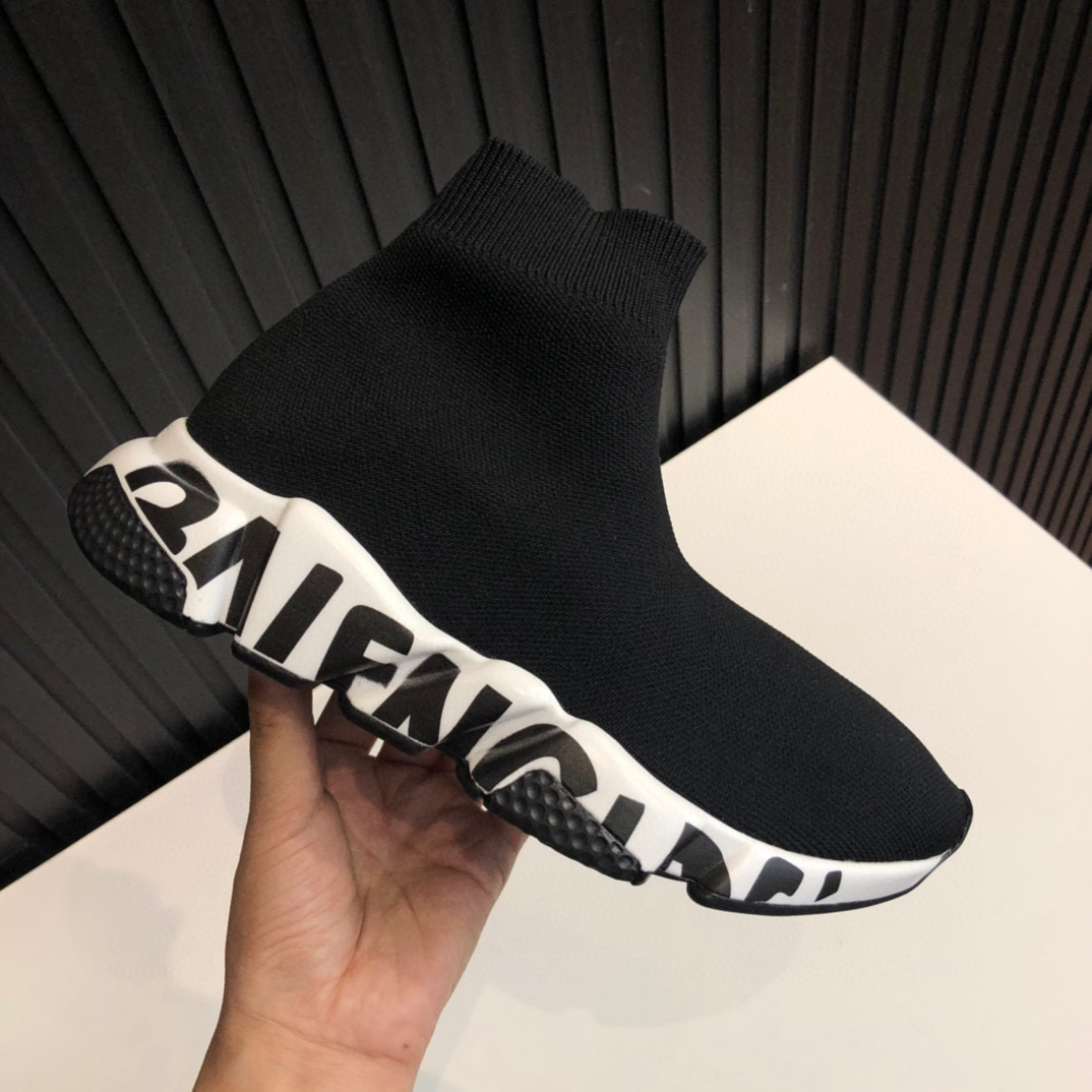 Balenciaga GRAFFITI SPEED SNEAKER
