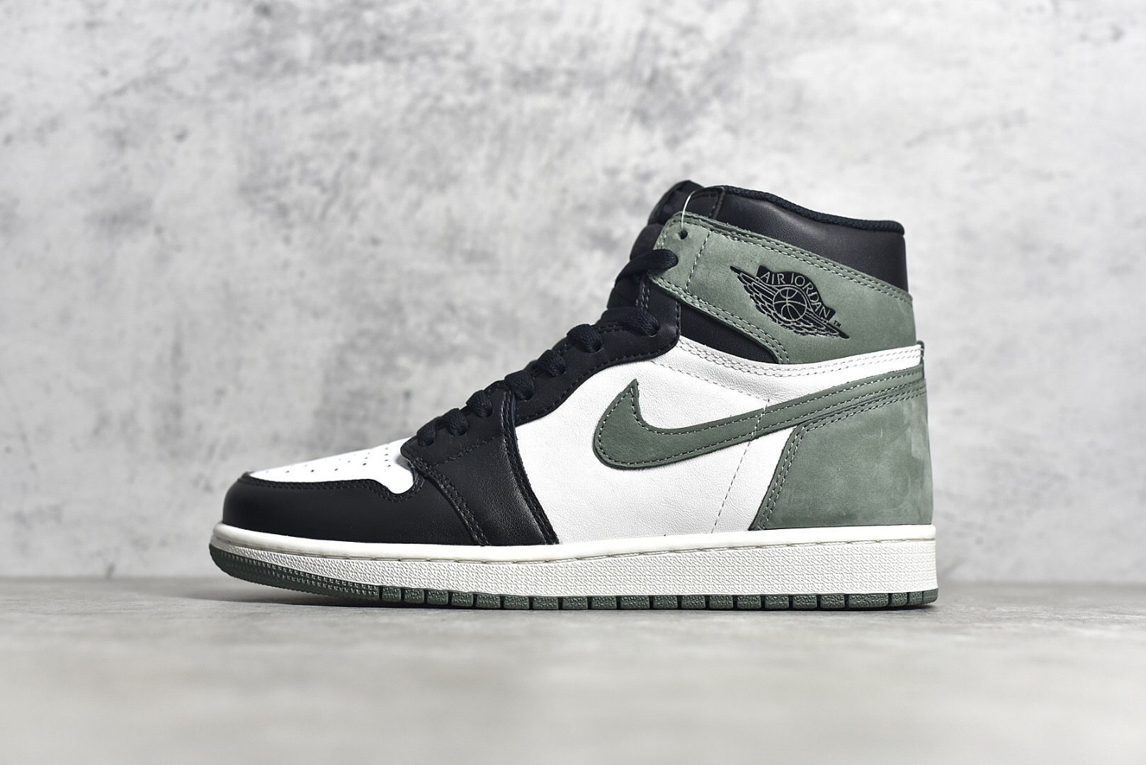 Air Jordan 1 Retro High Clay Green
