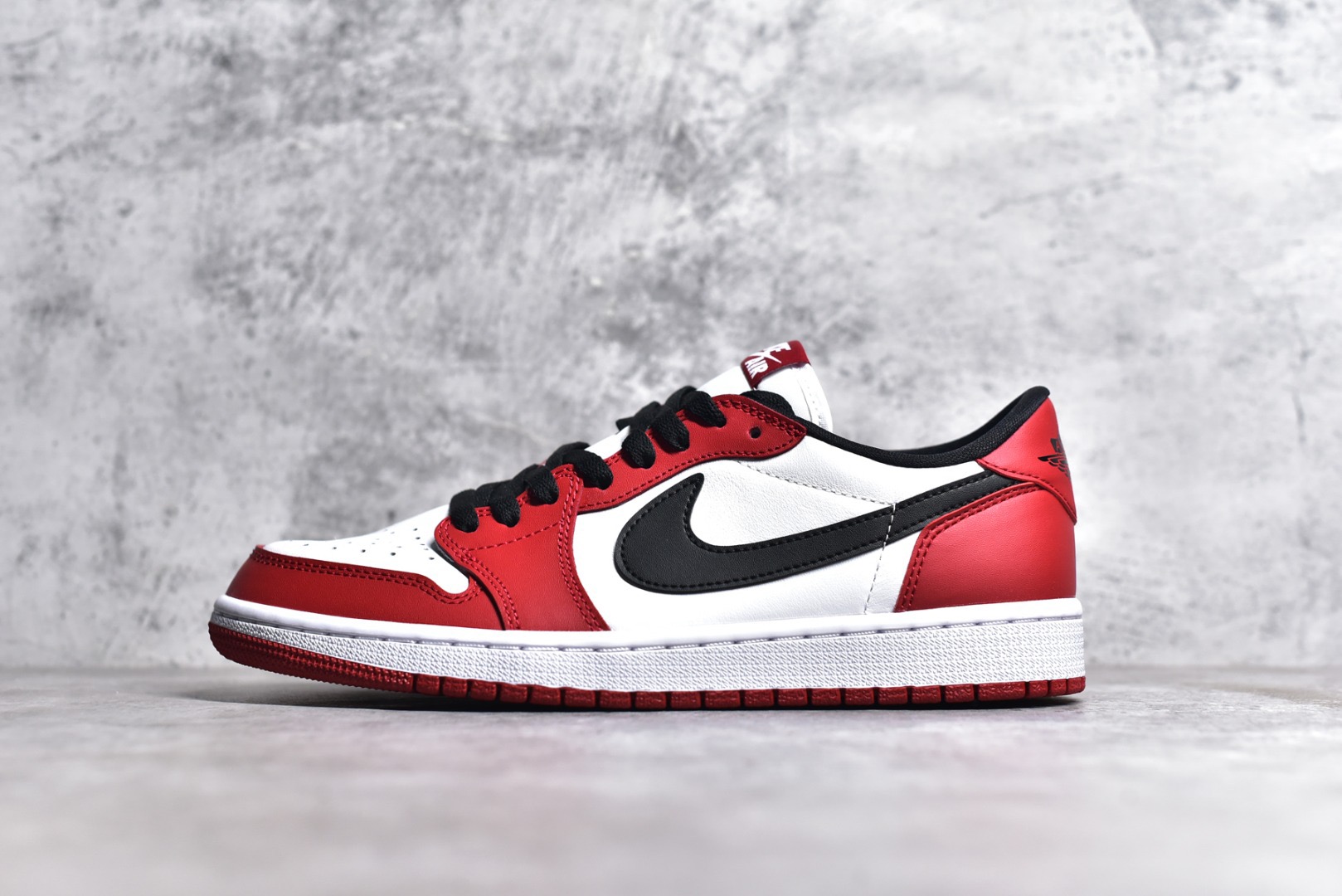 Air Jordan 1 Low Chicago