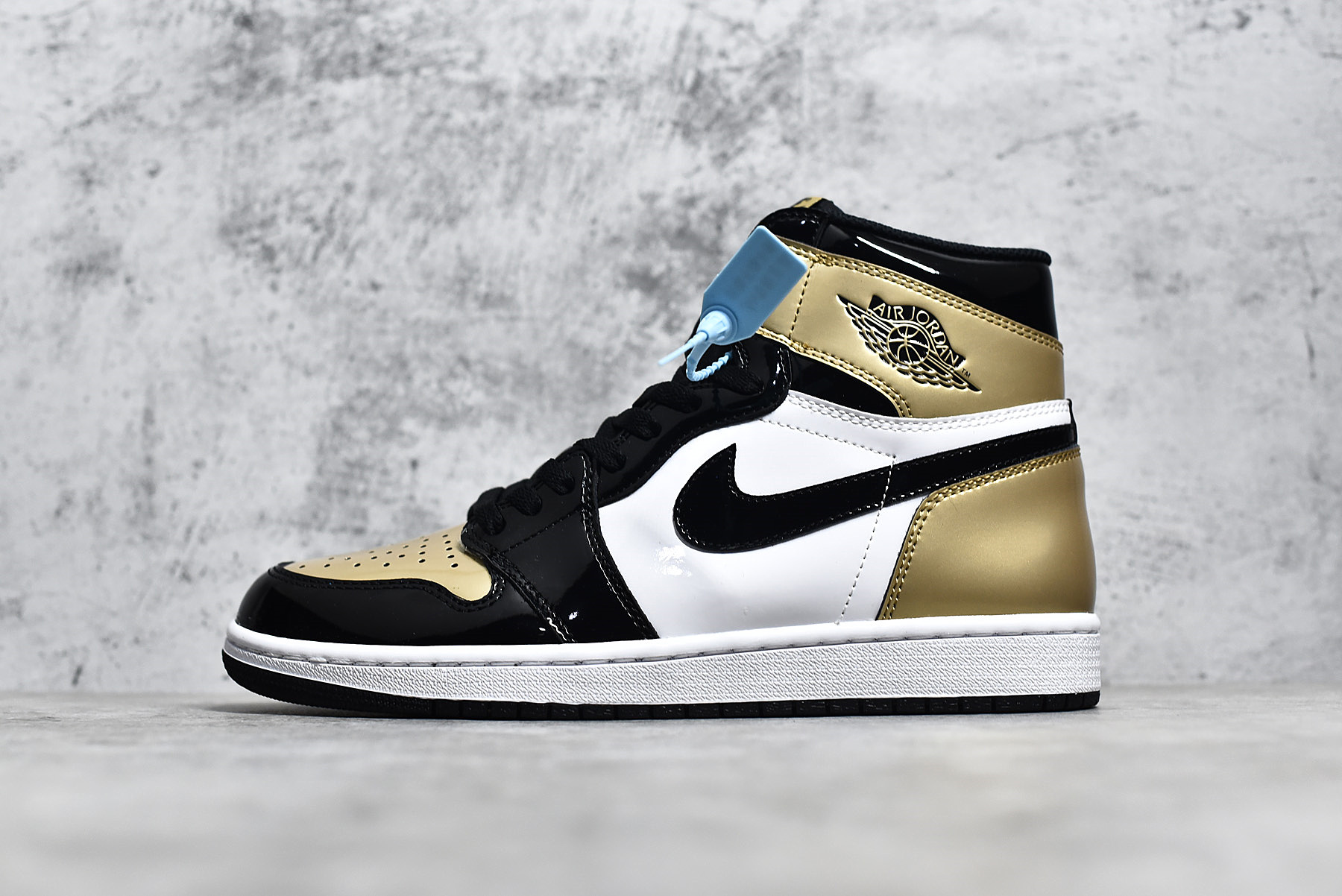 Air Jordan 1 High NRG Patent Gold Toe