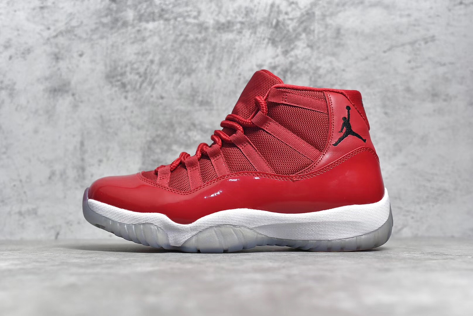 Jordan 11 Retro AJ11-Gym Red