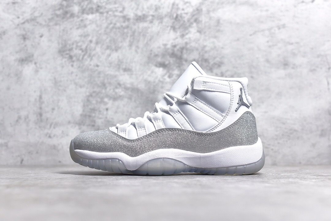 Jordan 11 Retro AJ11-WMNS Metallic Silver