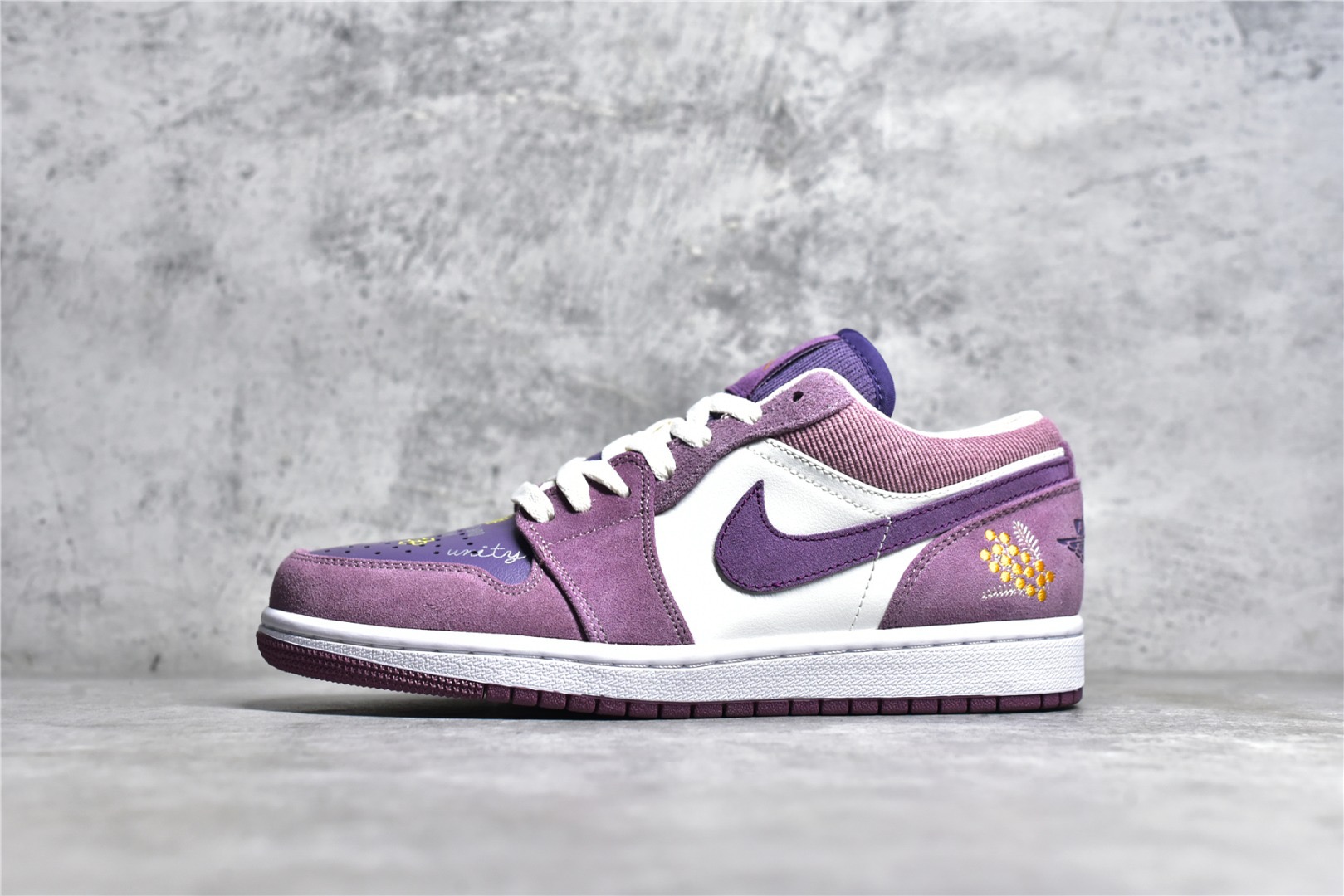 Jordan 1 Low Unity