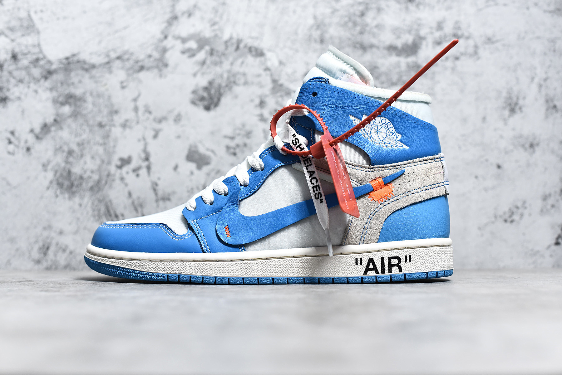 Off-White x Air Jordan 1 Retro High OG 'UNC' University Blue