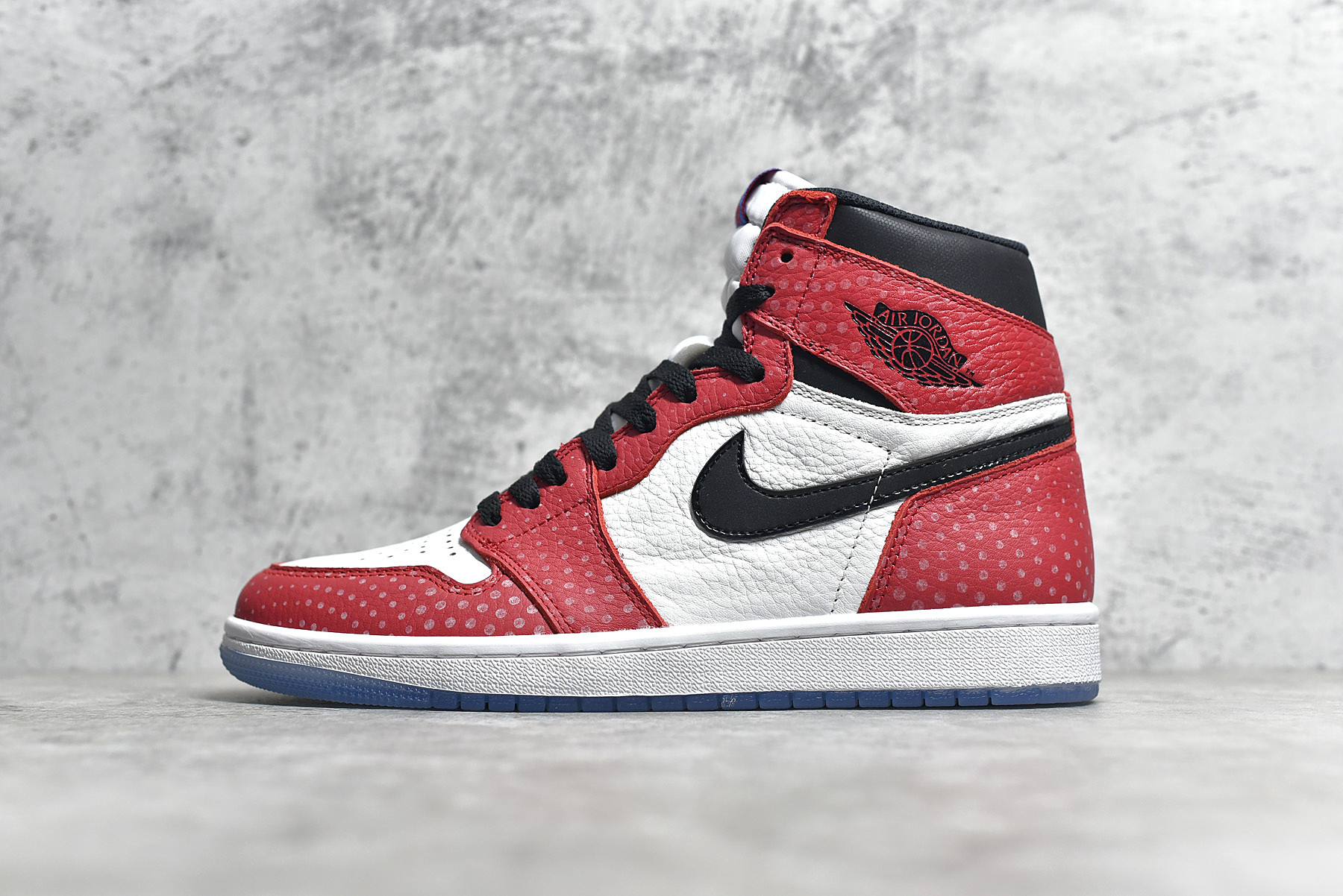 Jordan 1 Retro High OG ‘Black Toe 2016'