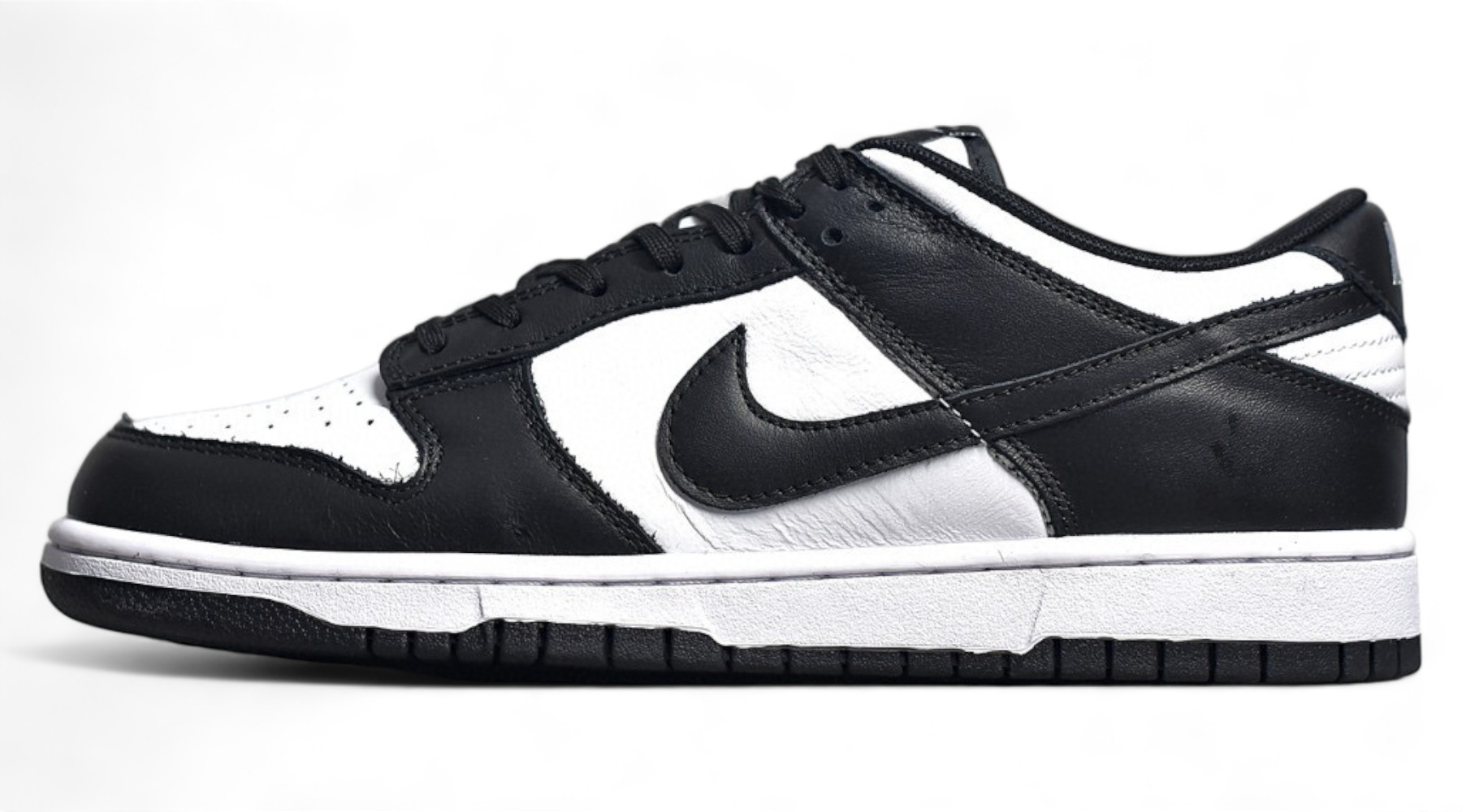 Dunk Low Retro White Black (2021) DD1391-100