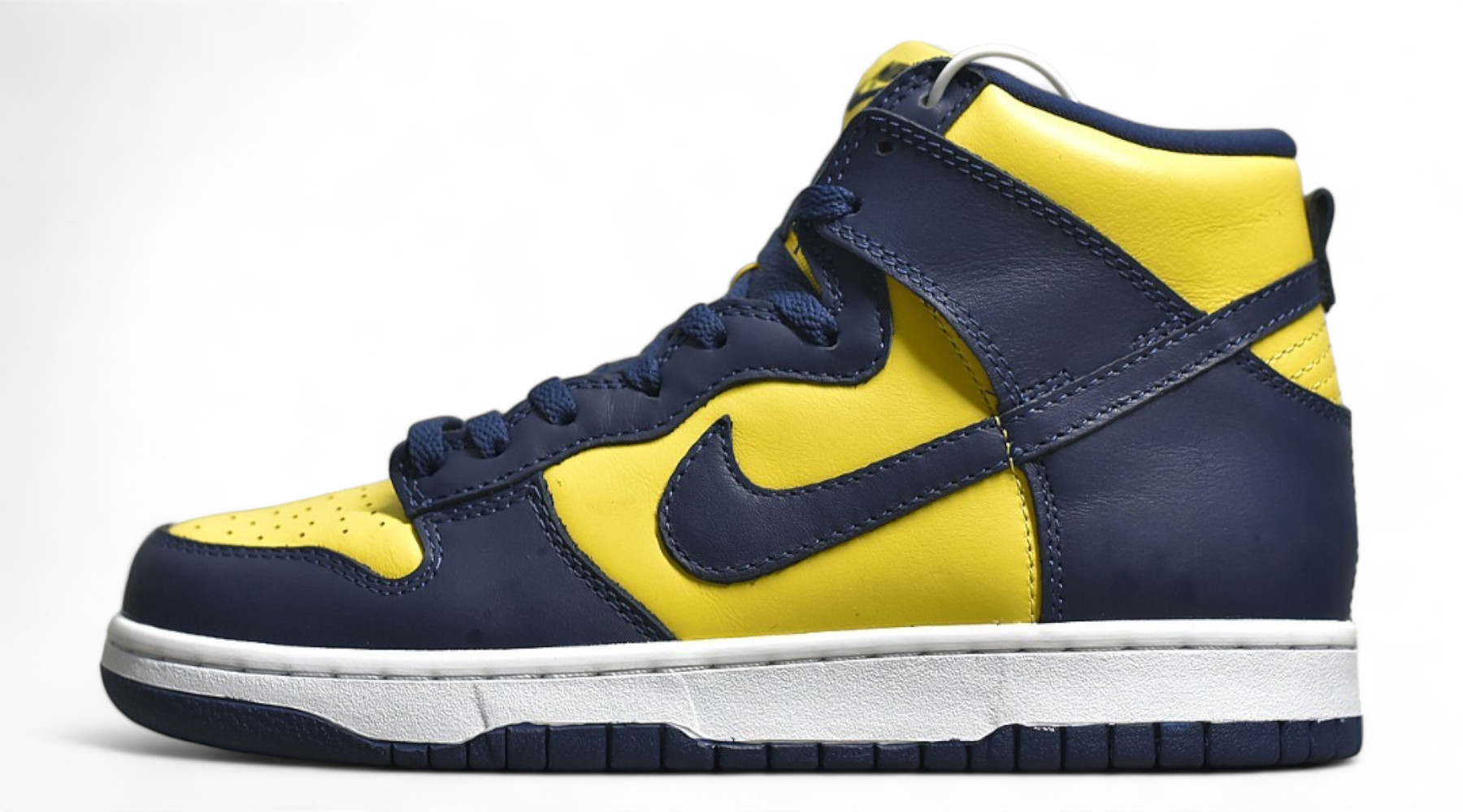 Dunk High Michigan (2020) CZ8149-700