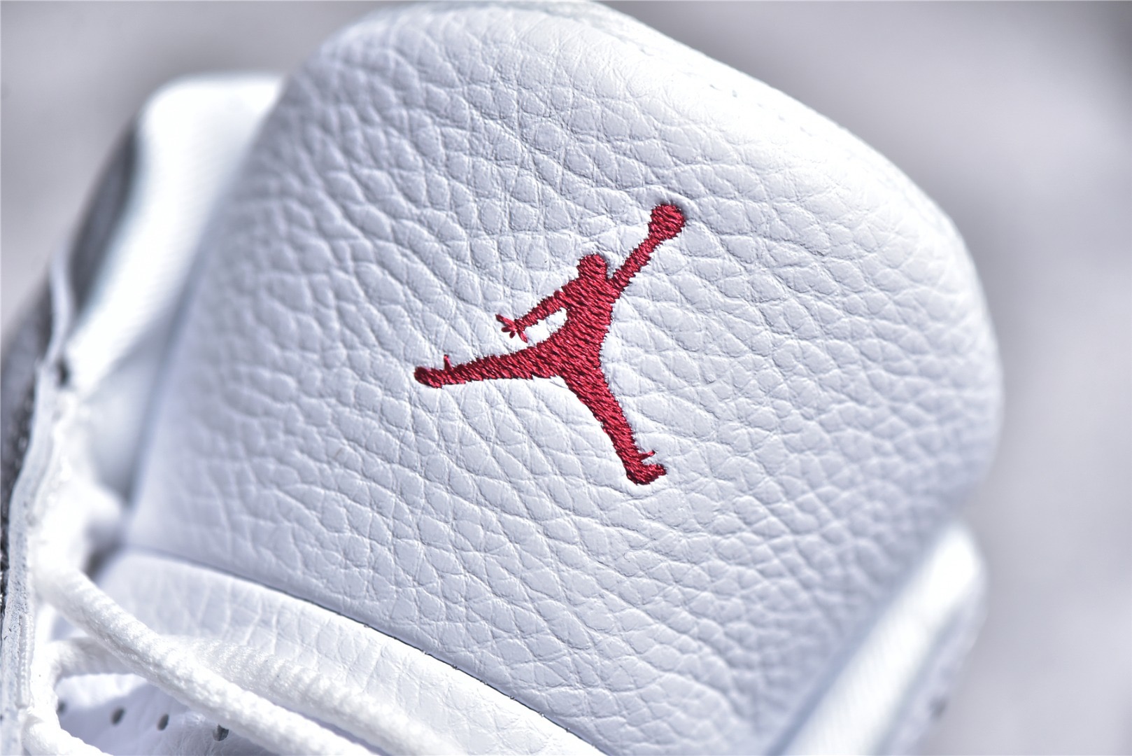 Jordan 13 "Wolf Grey"